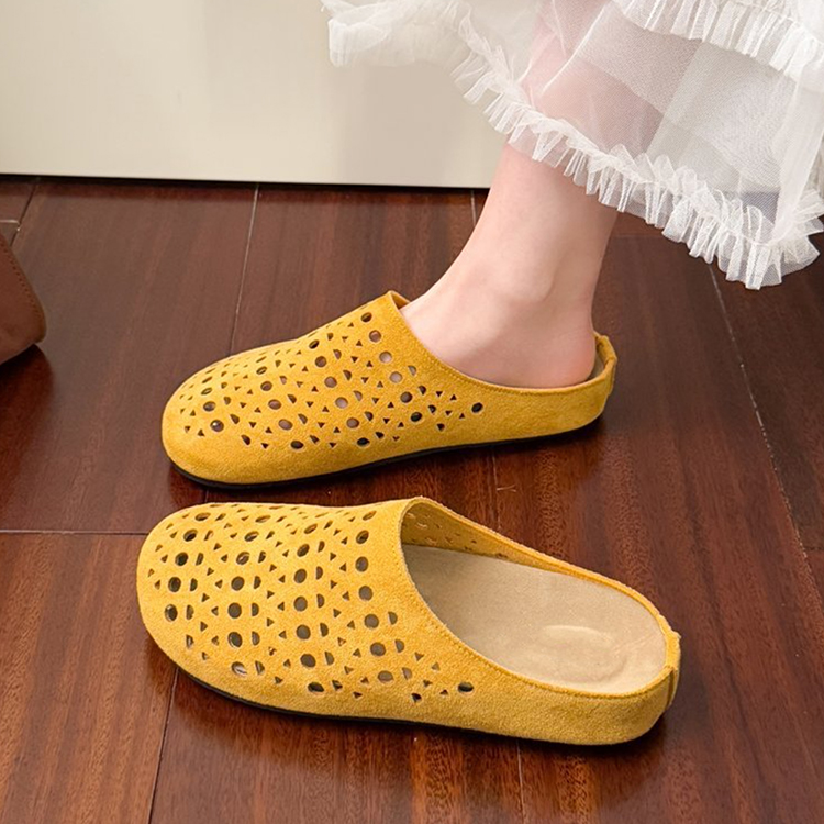 Healthy-foot صندل نسائي مفرغ مع مقدمة مستديرة ومفتوح من الخلف، كعب منخفض 3.5 سم، بطانة داخلية ناعمة للغاية توفر راحة قصوى، لا تسبب التعب حتى بعد الوقوف لفترات طويلة-healthy-foot