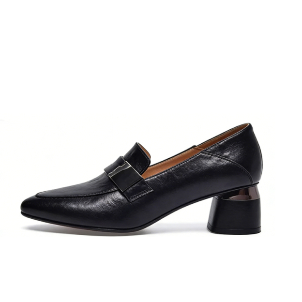 Healthy-foot حذاء الملكة 2 في 1 من الجلد الطبيعي الفاخر -كعب مريح 5 سم (يدوم لـ 10 سنوات)  ✅تصميم مزدوج (حذاء رسمي + شبشب مريح) ✅جلد بقر طبيعي 100% (يزداد نعومة مع الزمن) ✅كعب عريض 5 سم (أناقة وثبات للعباية) ✅قالب حذاء عريض مصمم خصيصًا (لا يضغط على قدميك)