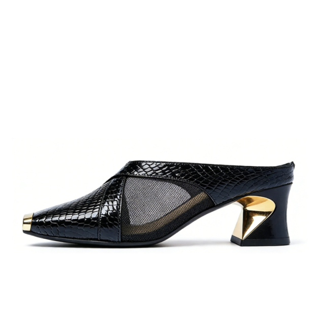 Healthy-foot حذاء عالي بكعب 5 سم بتصميم رأس ثعبان مع إكسسوار معدني أنيق، يطيل الساقين بأناقة ويناسب جميع الإطلالات