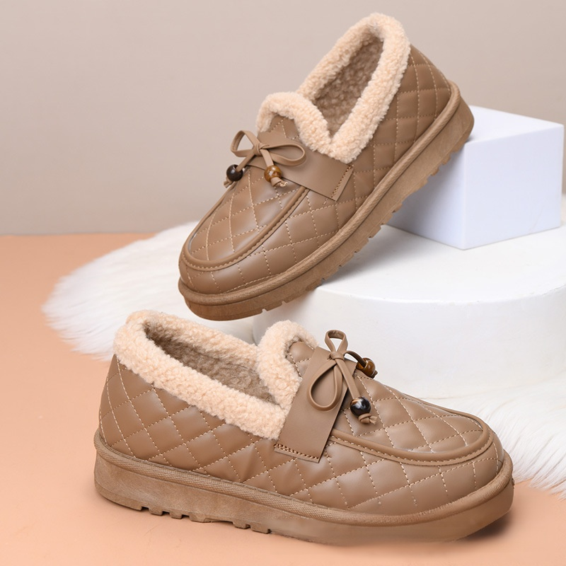 حذاء متسكعون مبطن ومقاوم للانزلاق بدون أربطة