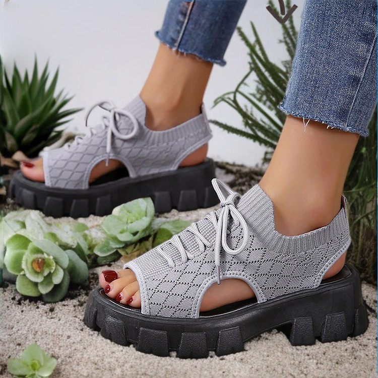 Healthy-foot   صندل نسائي منسوج بنعل سميك