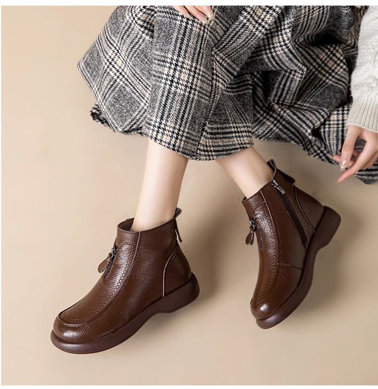 تصميم متين لحذاء شتوي مبطن بالفرو