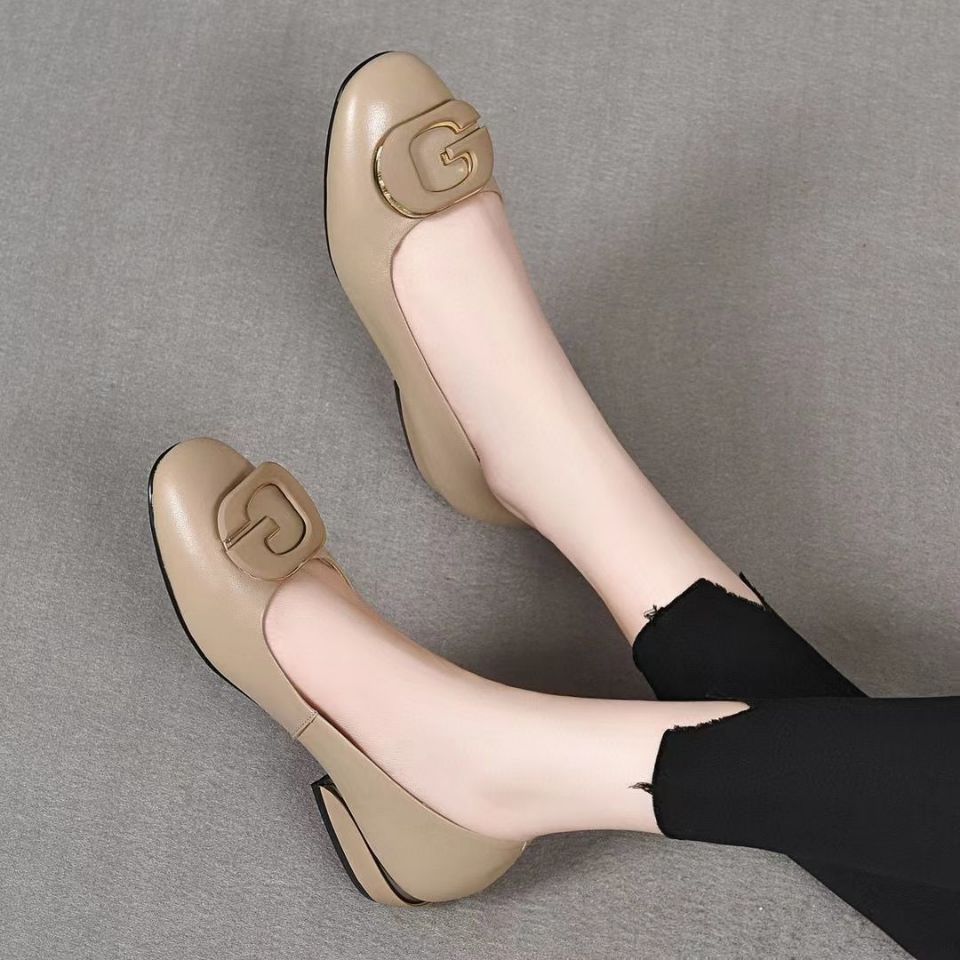 Healthy-foot حذاء جلدي بالكعب السميك من ماركة إيطالية