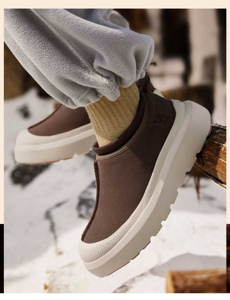 حذاء شتوي مقاوم للماء ببطانة فرو وجلد