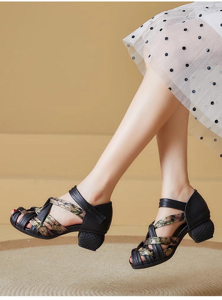 صندل كاجوال عصري للنساء