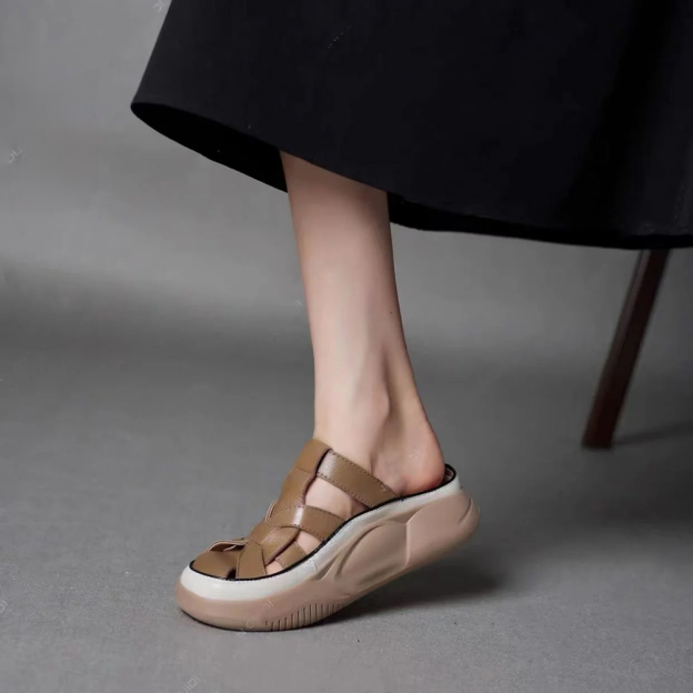 Healthy-foot صندل مجدول بفتحة للكعب للسيدات، مصمم لتحسين خط الساق وزيادة الطول بمقدار 5 سم بشكل بصري. نعل ناعم ومريح يسمح بالوقوف لفترات طويلة دون تعب، مثالي للاستخدام اليومي والتنقل-healthy-foot