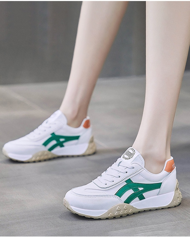 حذاء نسائي بتصميم متباين اللون وجودة إيطالية