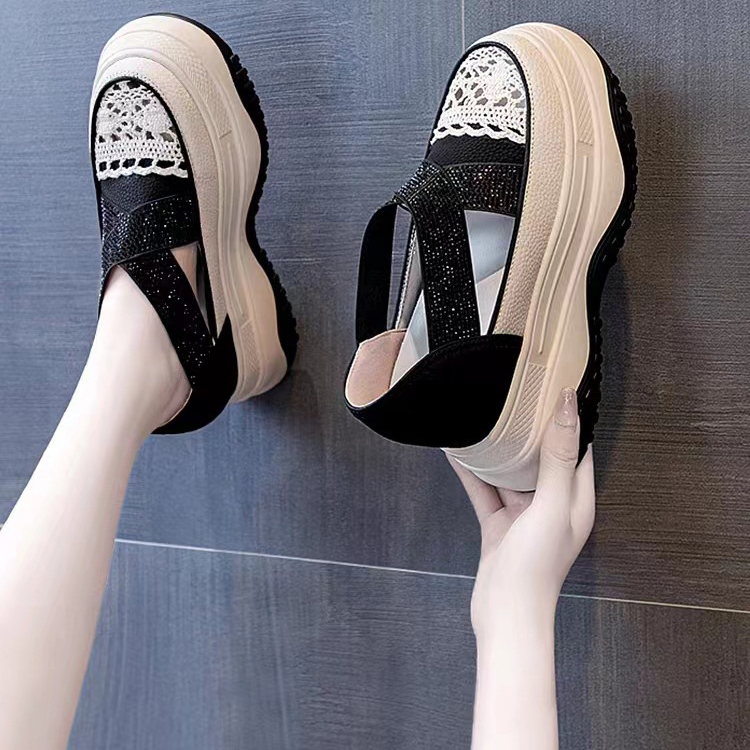 Healthy-foot   تتميز هذه الأحذية النسائية بكعب ٥ سم يزيد من طولها، مما يجعل ساقيكِ تبدوان أنحف. مريحة للمشي ولن تُرهق قدميكِ حتى بعد الوقوف لفترات طويلة-healthy-foot