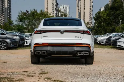 2025 Changan UNI-V New Cars 1.5T 500Bar Premium DCT Gasoline Car for Sale