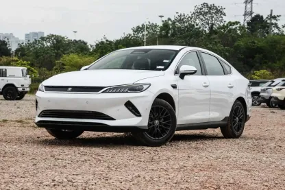 2023 2025 Qin PLUS EV New and Used Vehicles Byd Pure Electric Cars 420km 510km Compact Autos