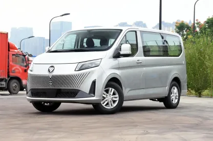 2024 Foton Toano X6 2.0T Manual Passenger Car Mini Bus 5/6/7/9 Seats Van Diesel Chinese Brand
