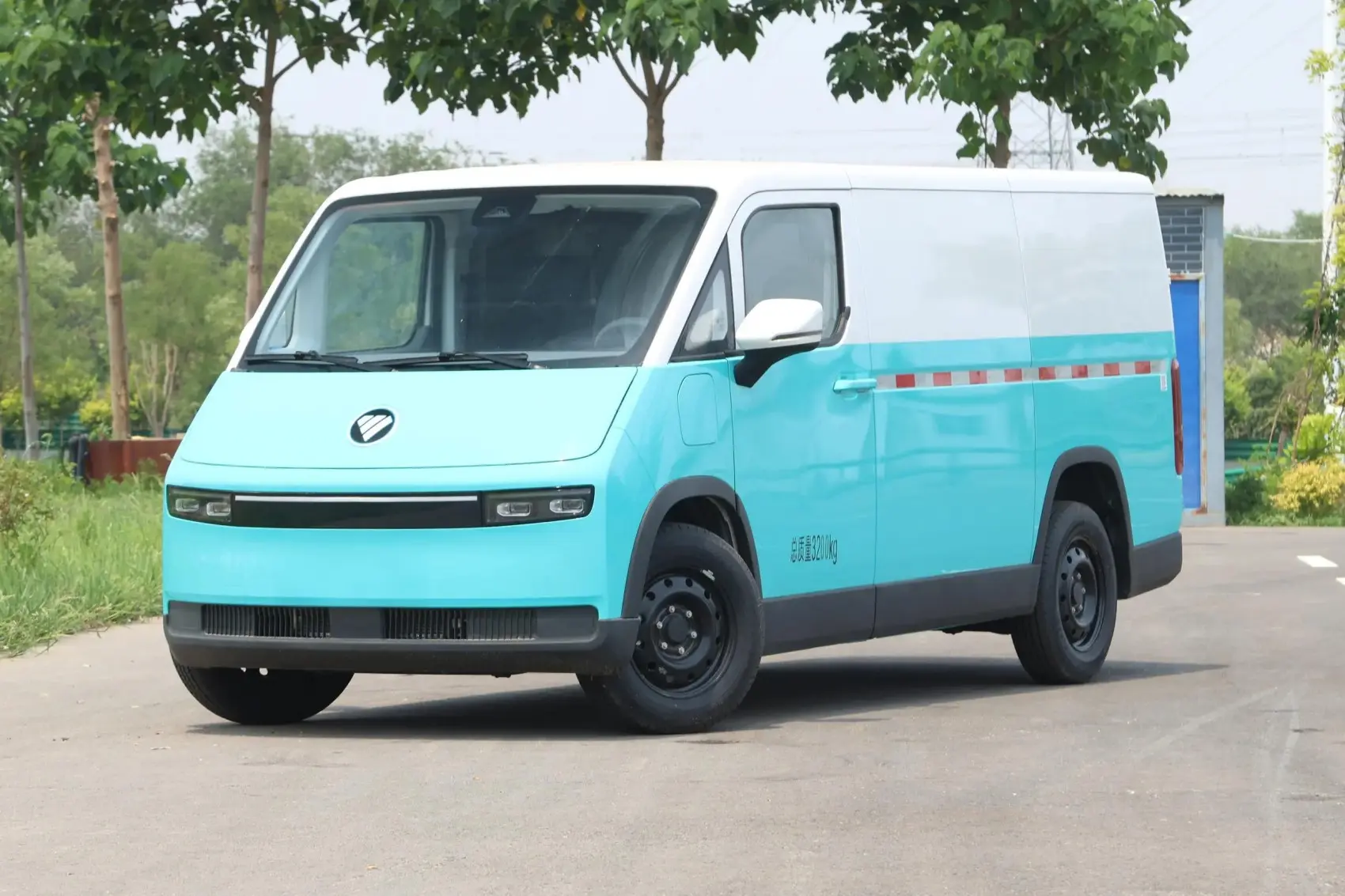 2025 Multifunctional Foton Fengjing/View i7 Scenery Express New Energy Vehicle Van Cargo Truck with EV Motor
