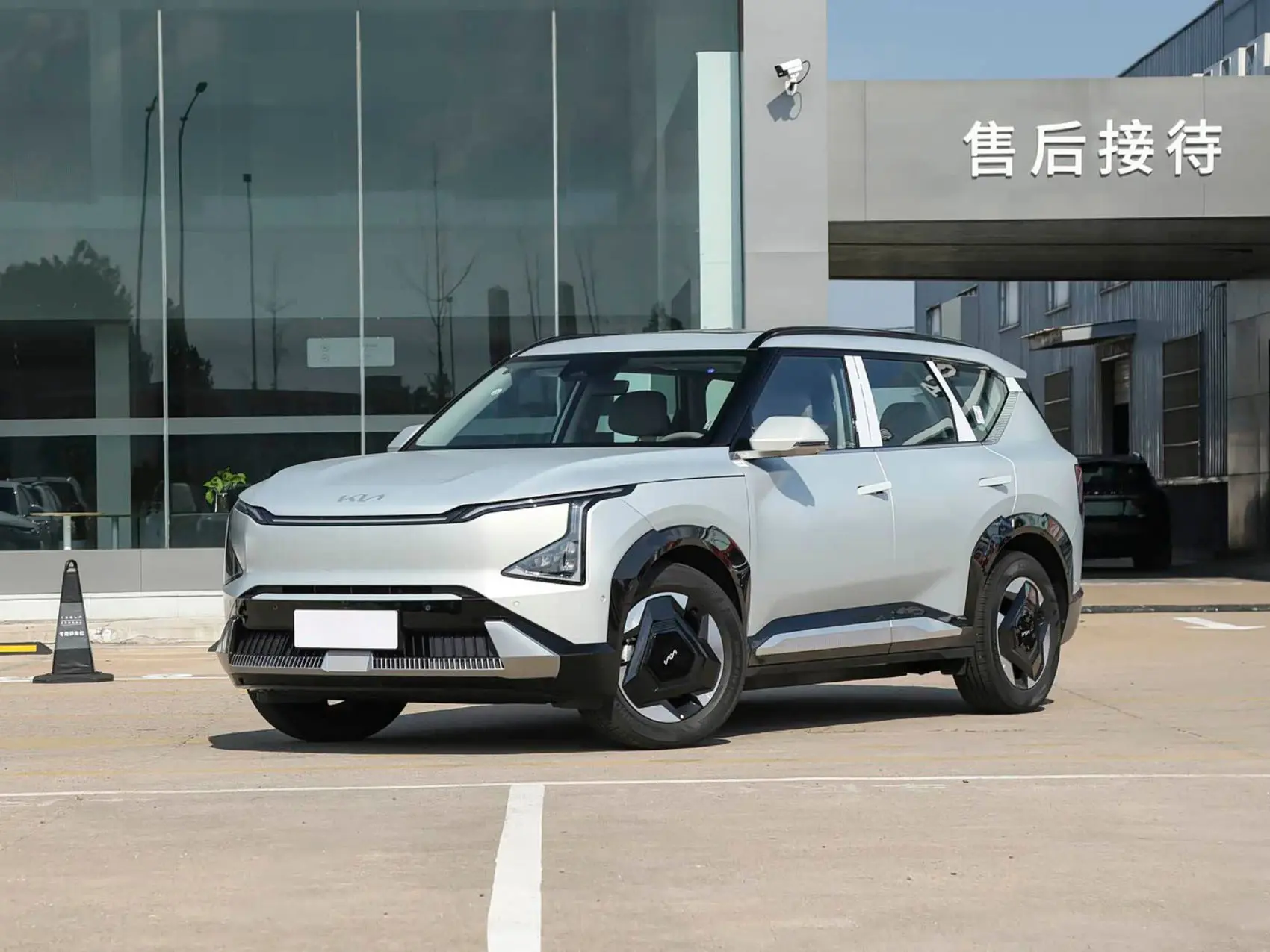 2025 Kia EV5 530 630 km Pure Electric New Vehicle Cheap Ev Electric Compact SUV New Energy Cars