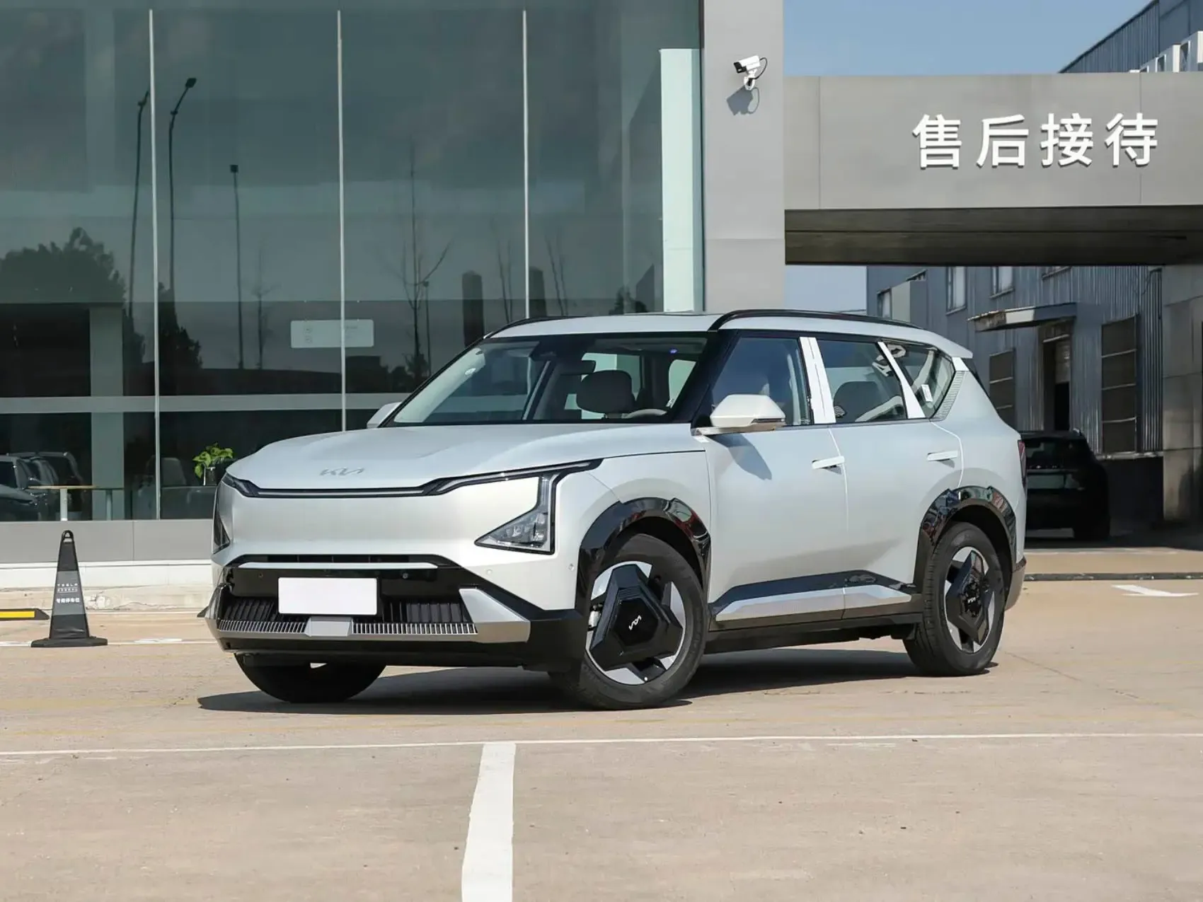 2025 Kia EV5 530 630 km Pure Electric New Vehicle Cheap Ev Electric Compact SUV New Energy Cars