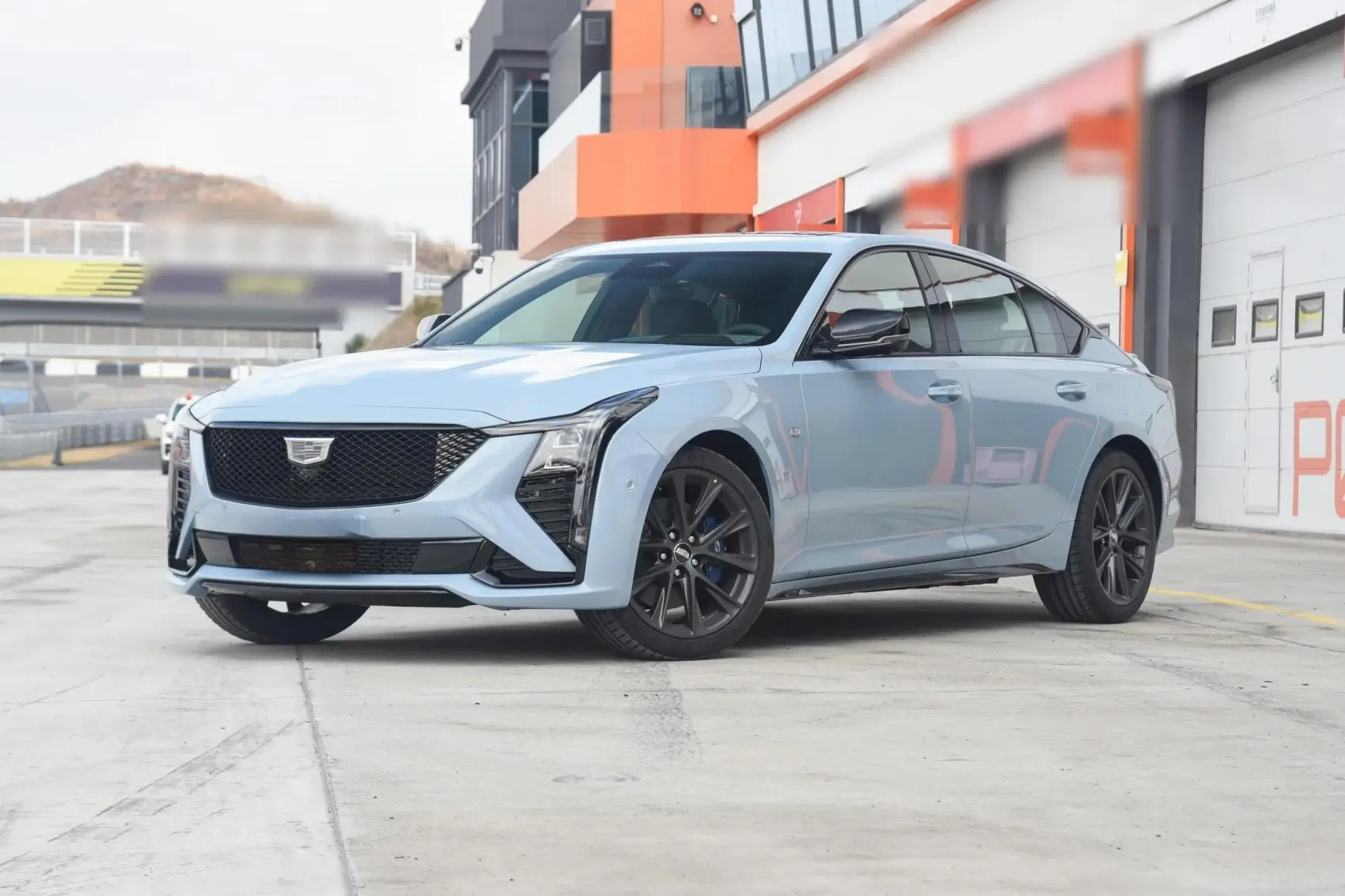 2025 Cadillac CT5 28T New Cars 2.0T 237hp L4 Gasoline Petrol Car New and Used Cars Made in China