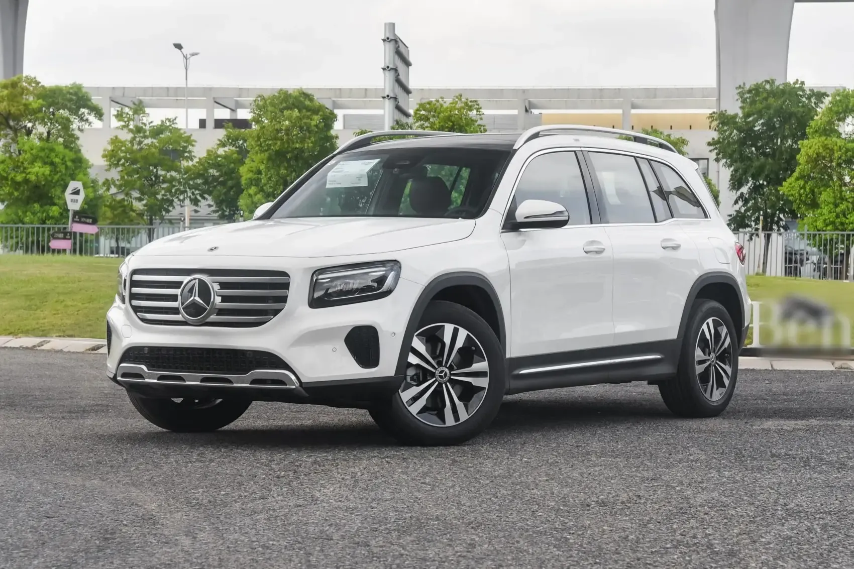 2025 2026 Mercedes-Benz GLB 200 220 New and Used Cars High-Performance SUV Automatic FWD/4WD Rear Camera Left Steering