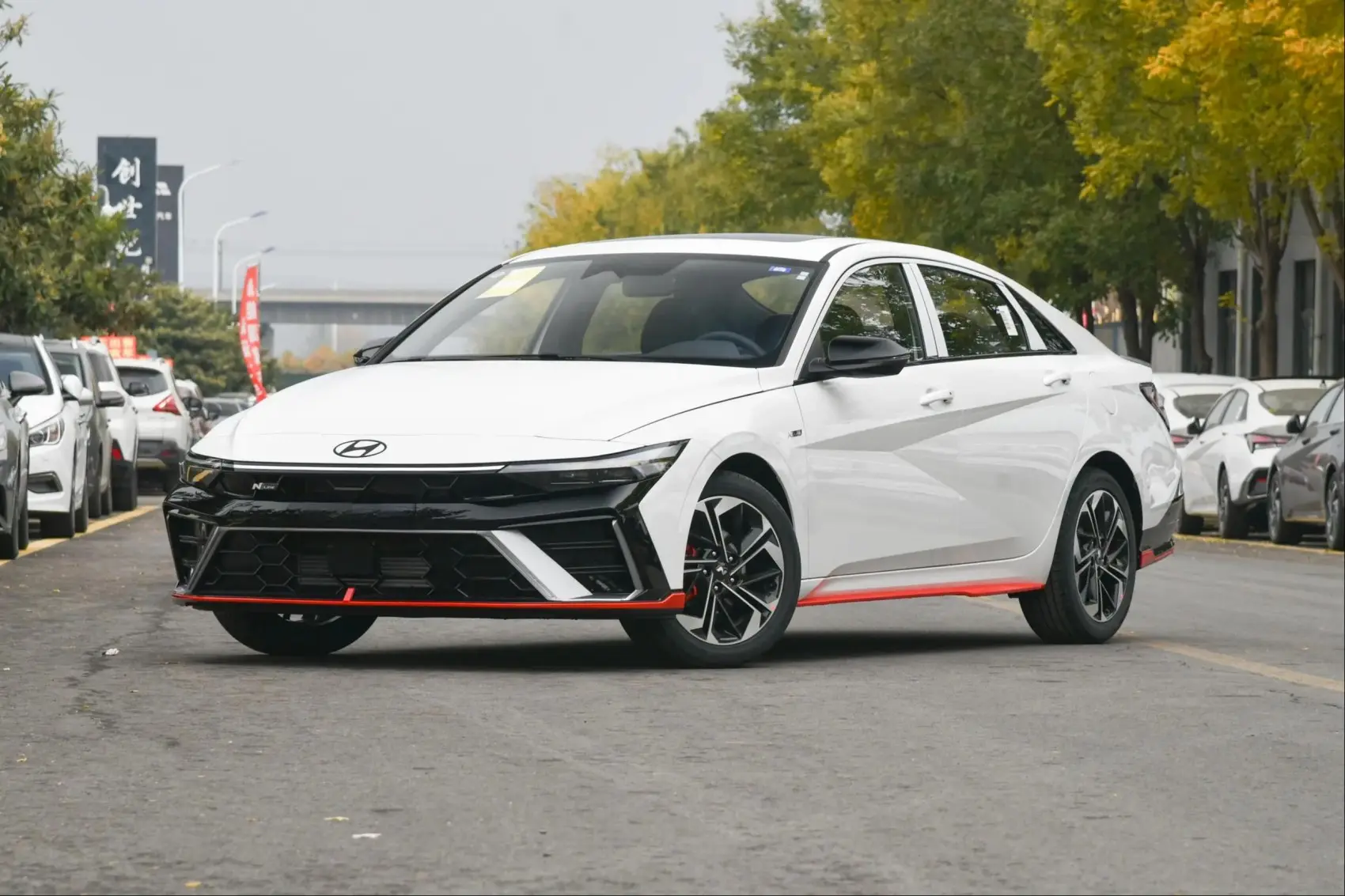 2023 Elantra 1.4L 1.5L New and Pre-owned Vehicle Compact Cars Cheap Petrol Second-Hand Cars