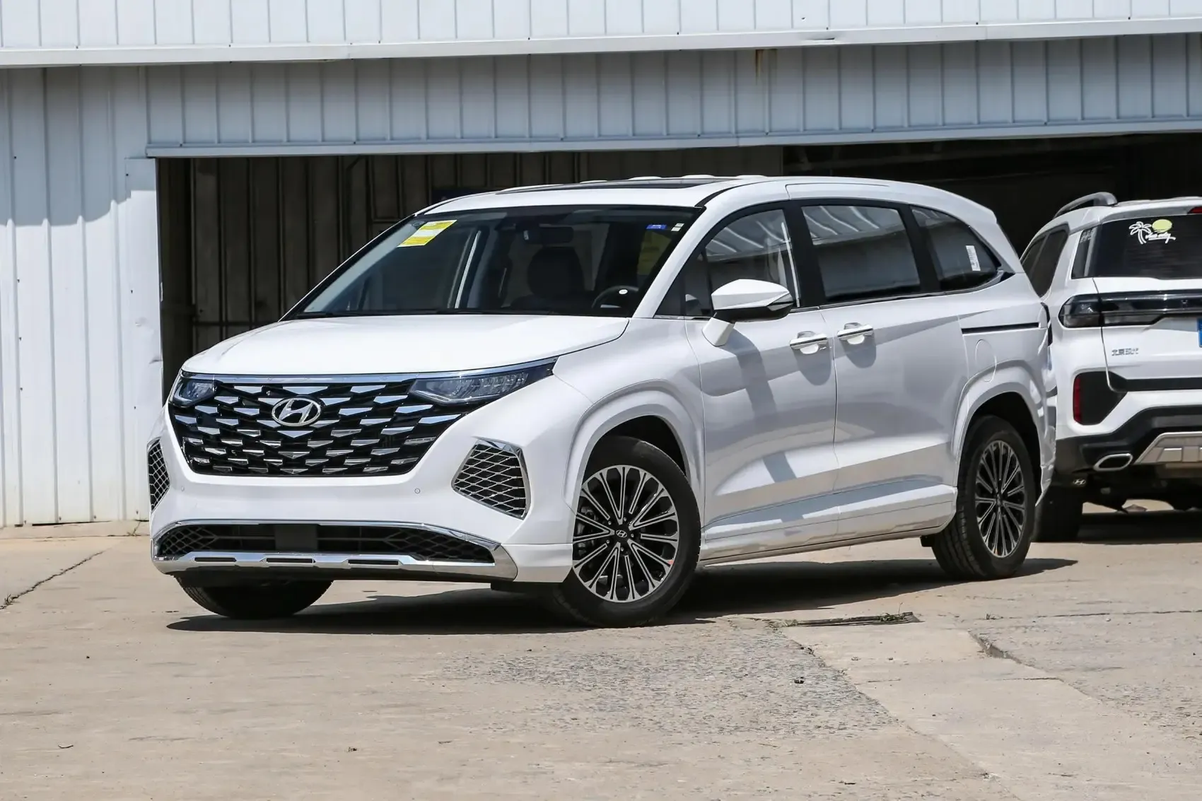 2021 2022 2024 Hyundai Custo 1.5T 2.0T 270TGDi 380TGDi New & Second Hand Cars Family MPV