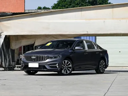 2025 Geely Starlet New Car 1.5T 2.0T Gasoline Smart Car Panoramic Sunroof