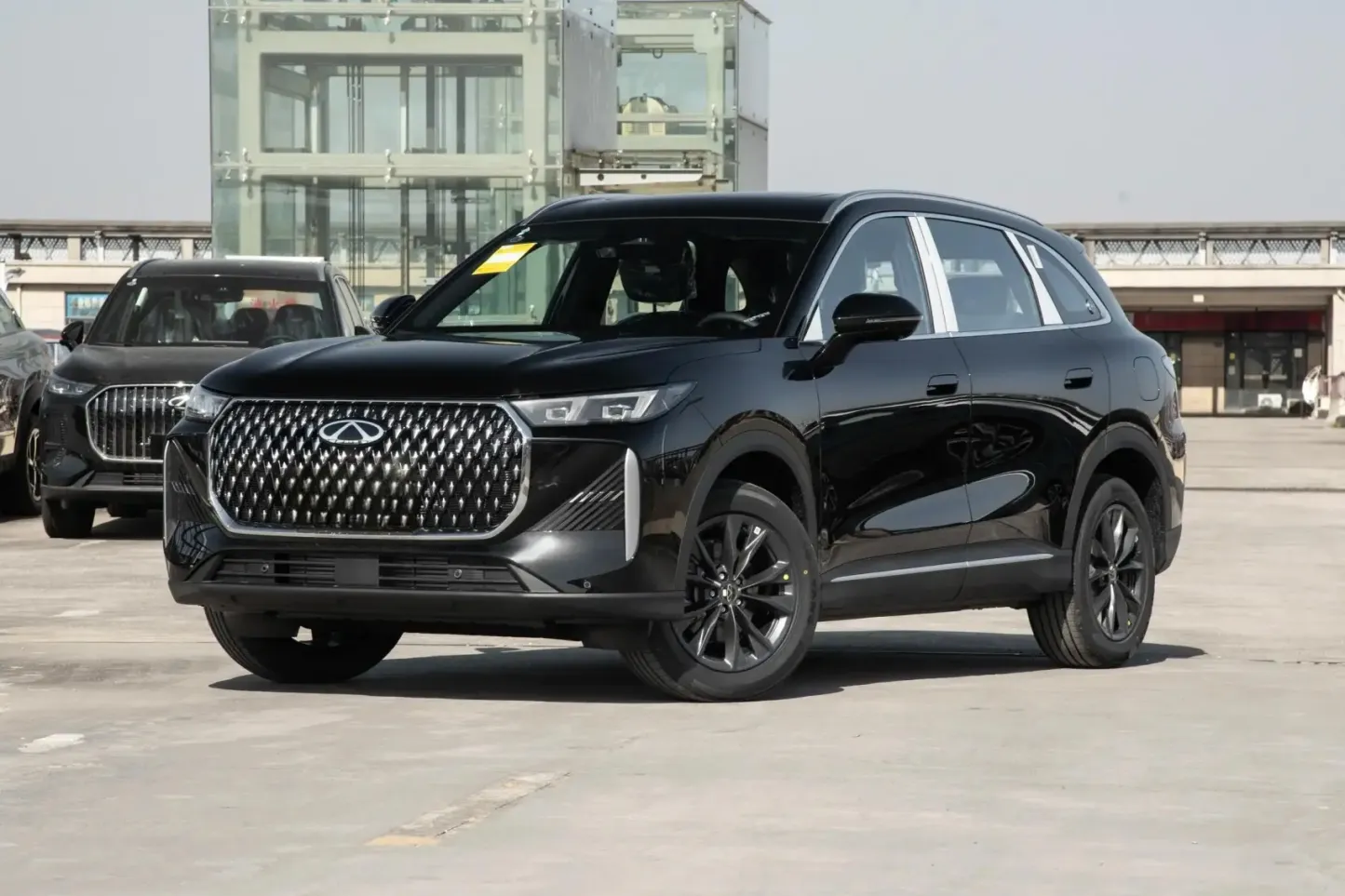 2025 2026 Chery Tiggo 8 new cars Petrol Vehicle SUV Luxury 5-seater/7-seater Made in China