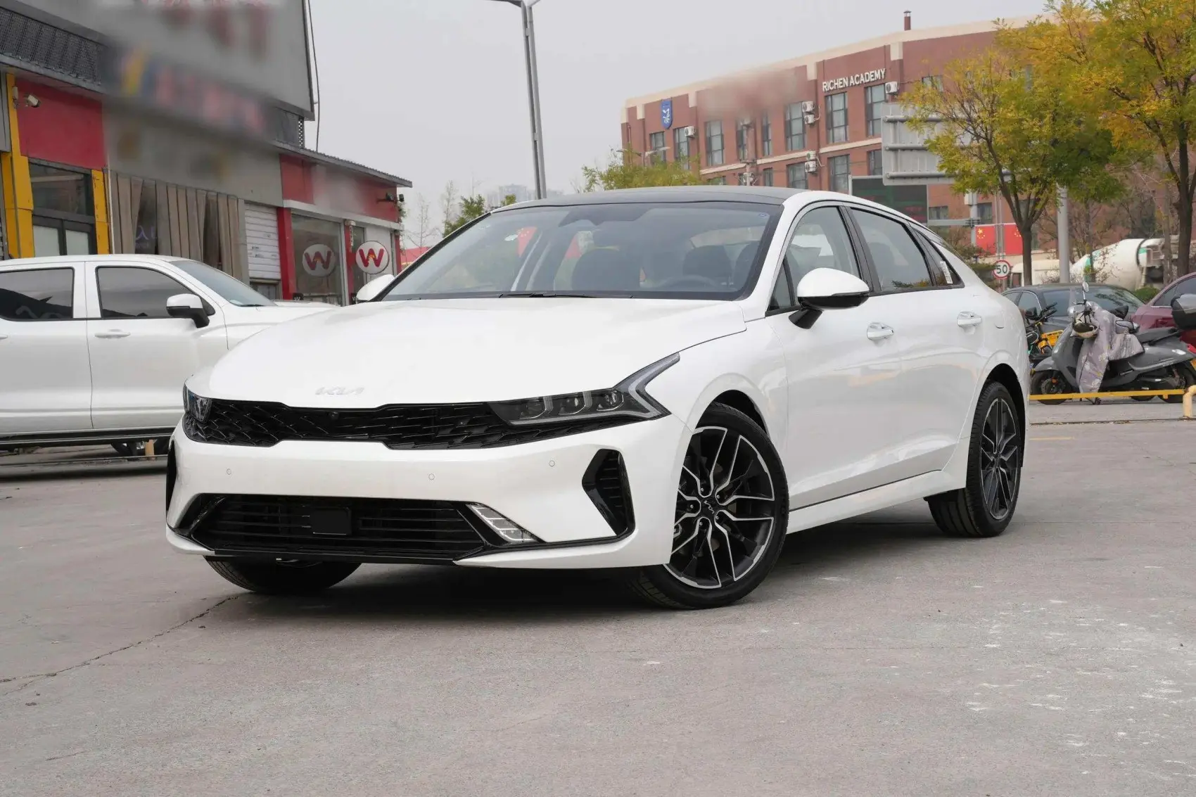 2021 2025 Kia K5 New & Used Midsize Cars 1.5/2.0T Gasoline Left Hand Car Optima Fuel Automobile