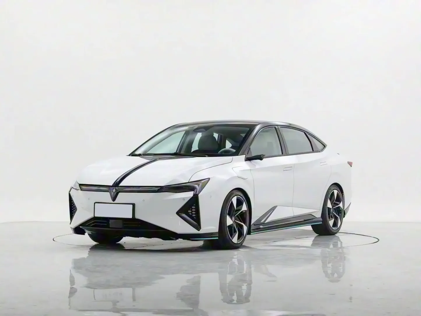 2024 2025 Honda Lingxi L Top Player Pure Electric 520KM Long Range Cheap Price Sedan