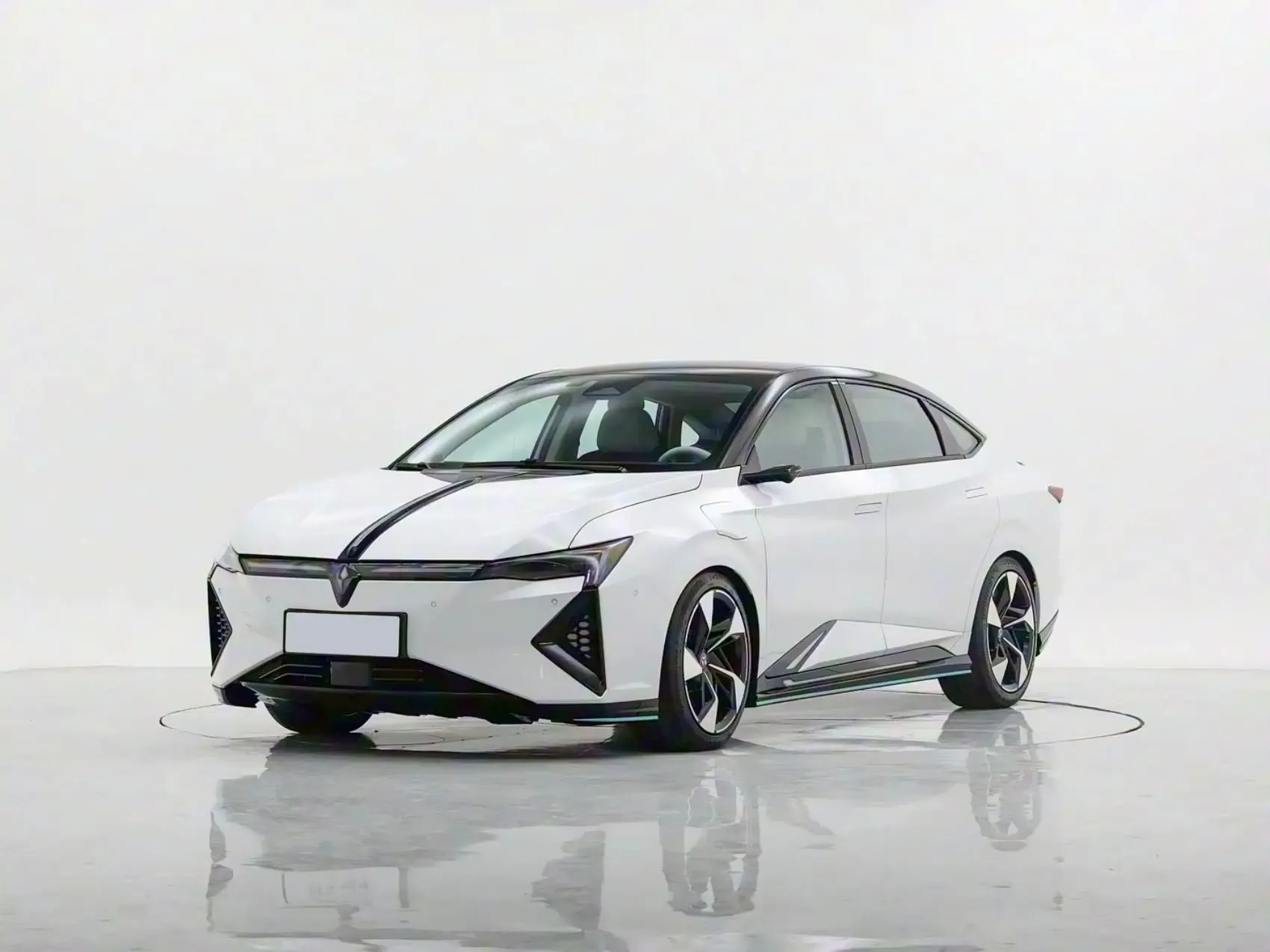 2024 2025 Honda Lingxi L Top Player Pure Electric 520KM Long Range Cheap Price Sedan