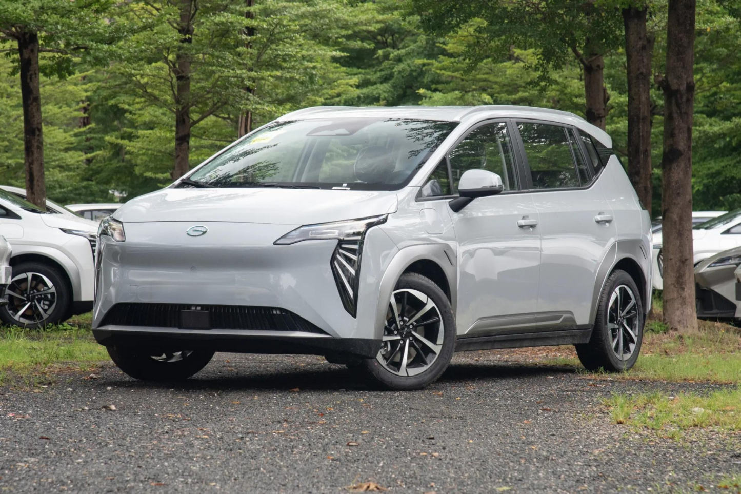 2024 2025 AION Y New and Used Cars Pure Electric 430-610km New Energy Vehicles