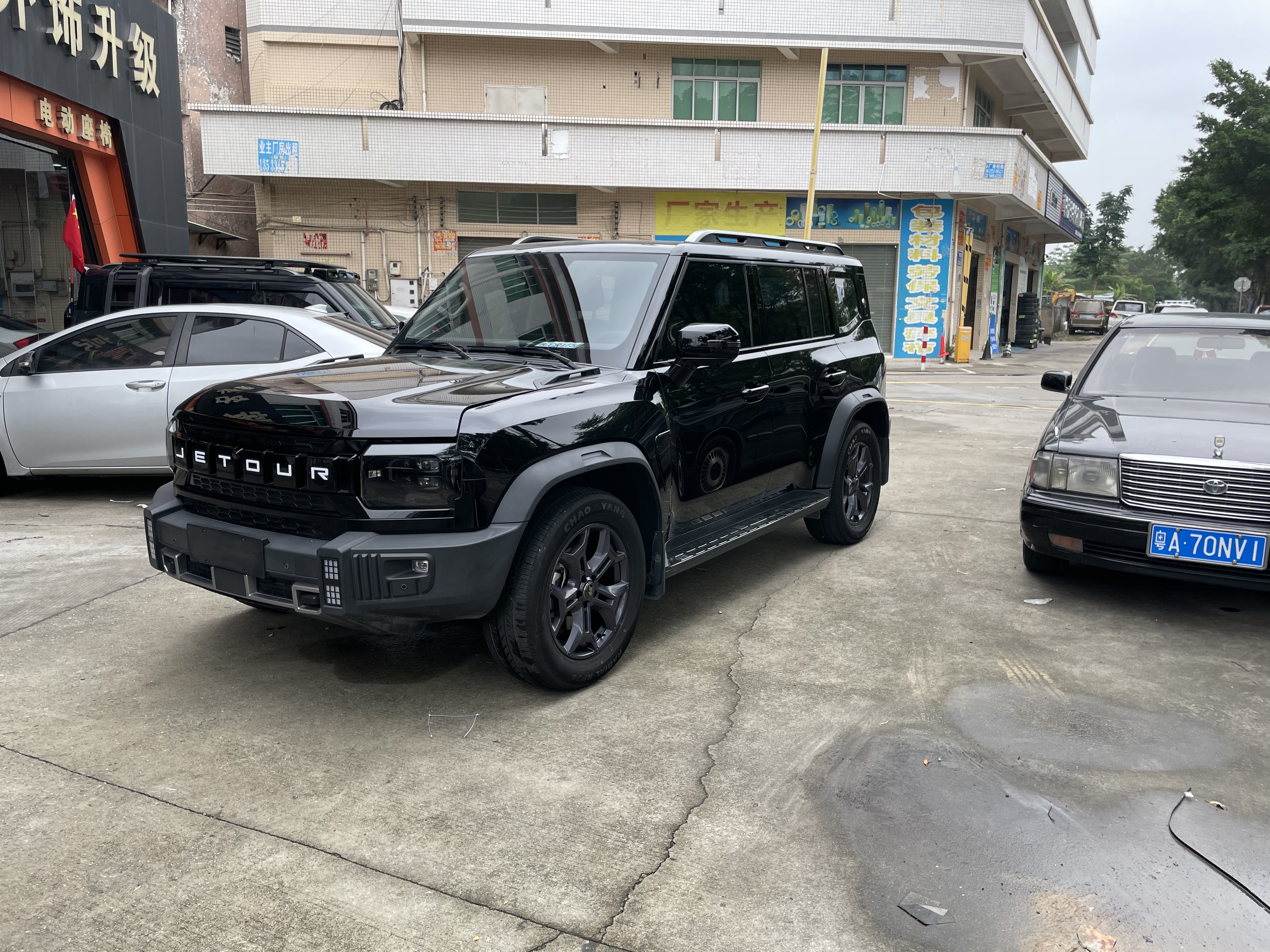 Premium used Jetour Traveller, Black, 8,371 km mileage