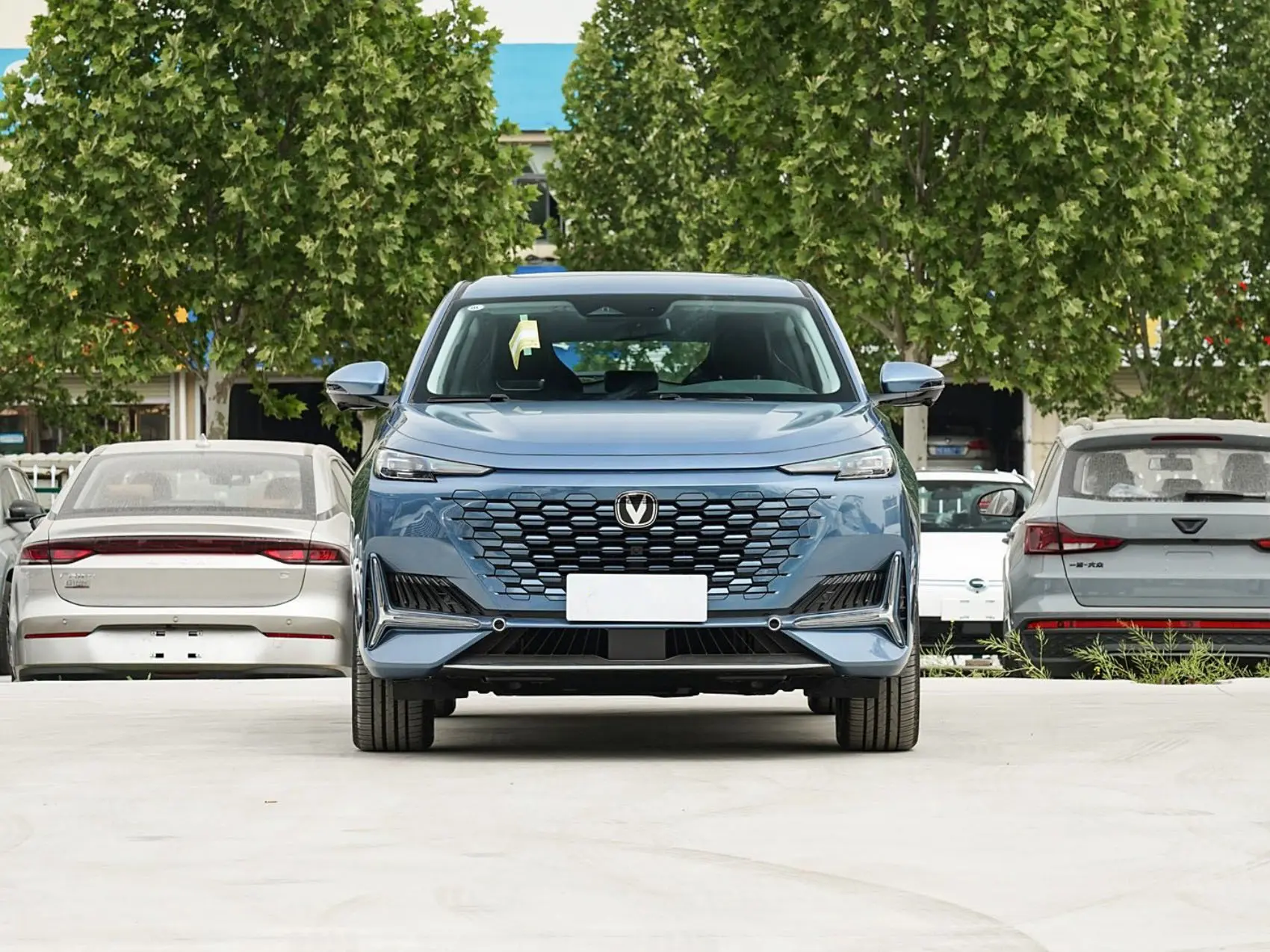 UAE Hot Sale New Cars China Changan UNI-K 2.0T GDl 4WD High Speed SUV Gasoline Car Changan Uni k 2023