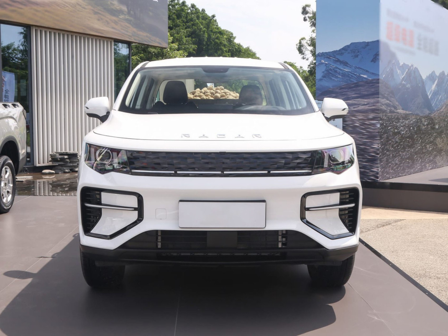 2025 New Car Geely Radar Jingang New Energy Electric Vehicle Pure Electric Plug-in Hybrid 605km