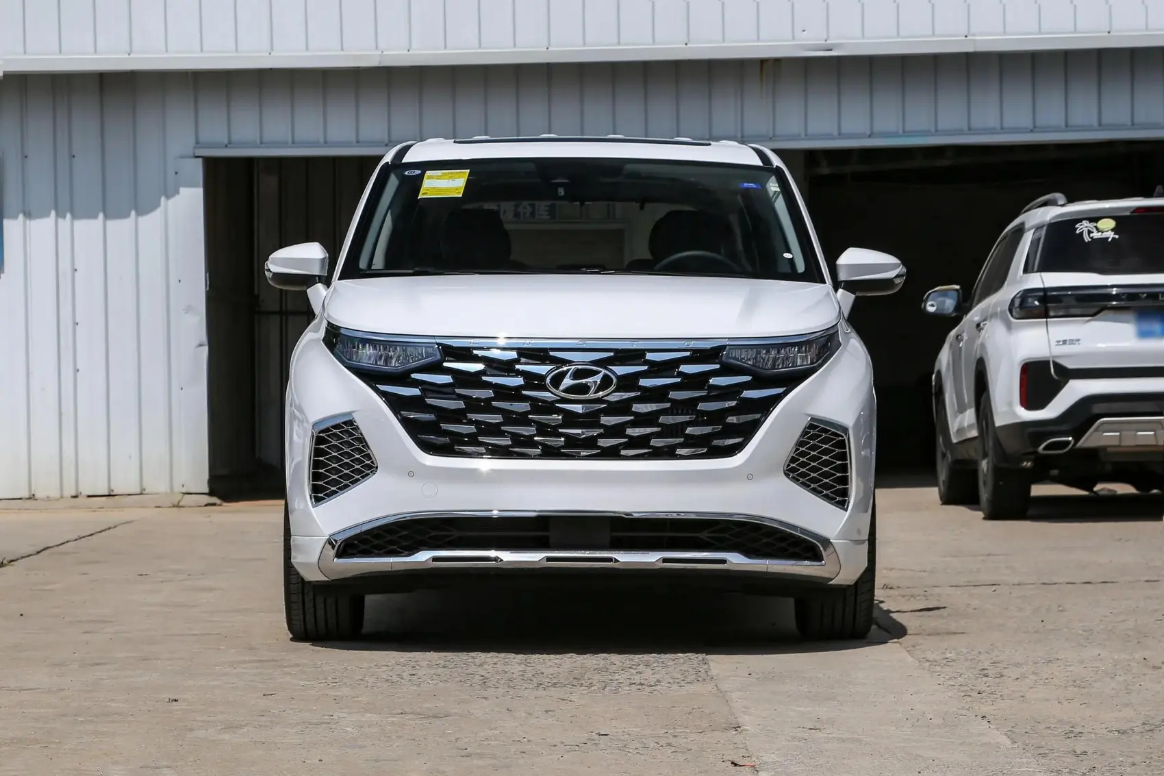 2021 2022 2024 Hyundai Custo 1.5T 2.0T 270TGDi 380TGDi New & Second Hand Cars Family MPV