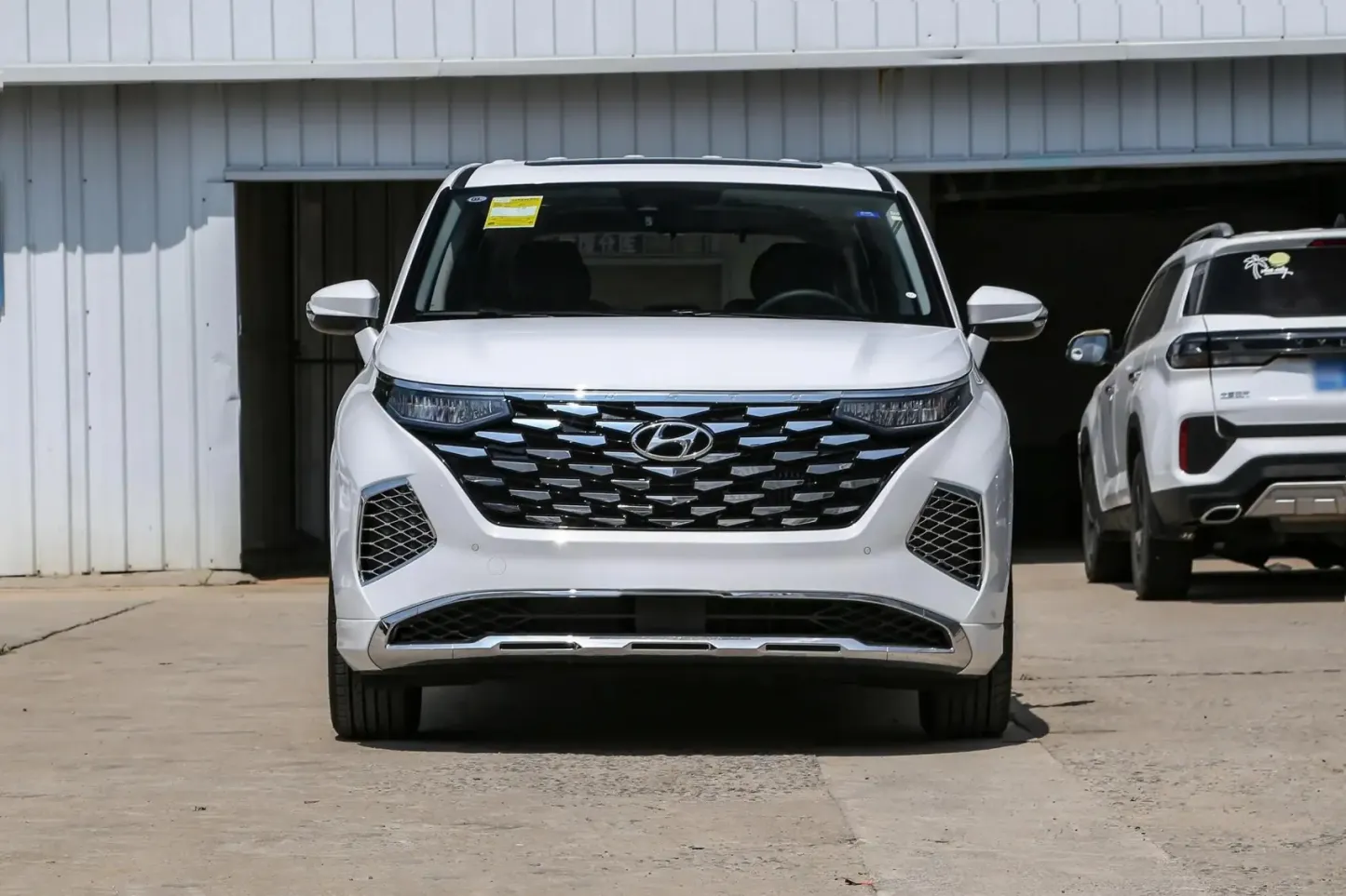 2021 2022 2024 Hyundai Custo 1.5T 2.0T 270TGDi 380TGDi New & Second Hand Cars Family MPV