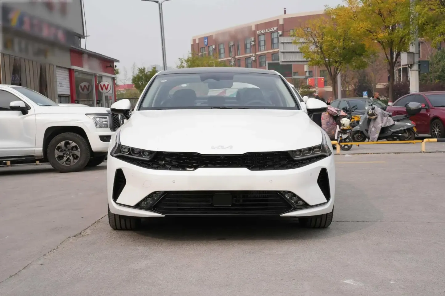 2021 2025 Kia K5 New & Used Midsize Cars 1.5/2.0T Gasoline Left Hand Car Optima Fuel Automobile