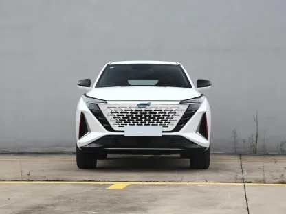 2023 Changan Oshan Z6 Blue Whale 1.5T 2.0T New and Used Cars Compact SUV for Urban Family