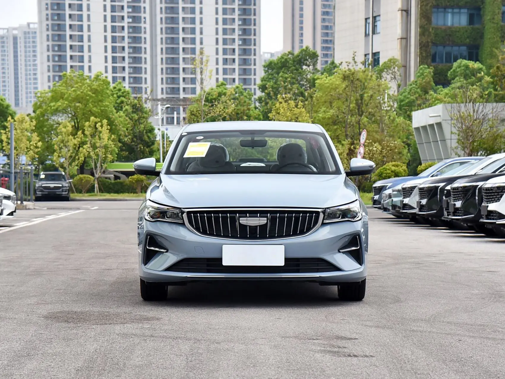 2023 2024 2025 Geely Emgrand DHT 1.5L 1.8L New Car Gasoline Vehicles Used Methanol Hybrid Autos