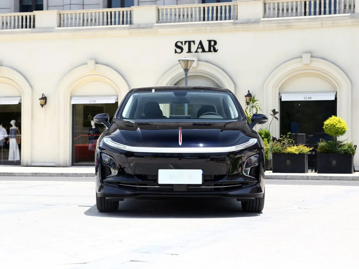 2025 Hongqi E-QM5 New Car New Energy Pure Electric Vehicles Sedan Automotives