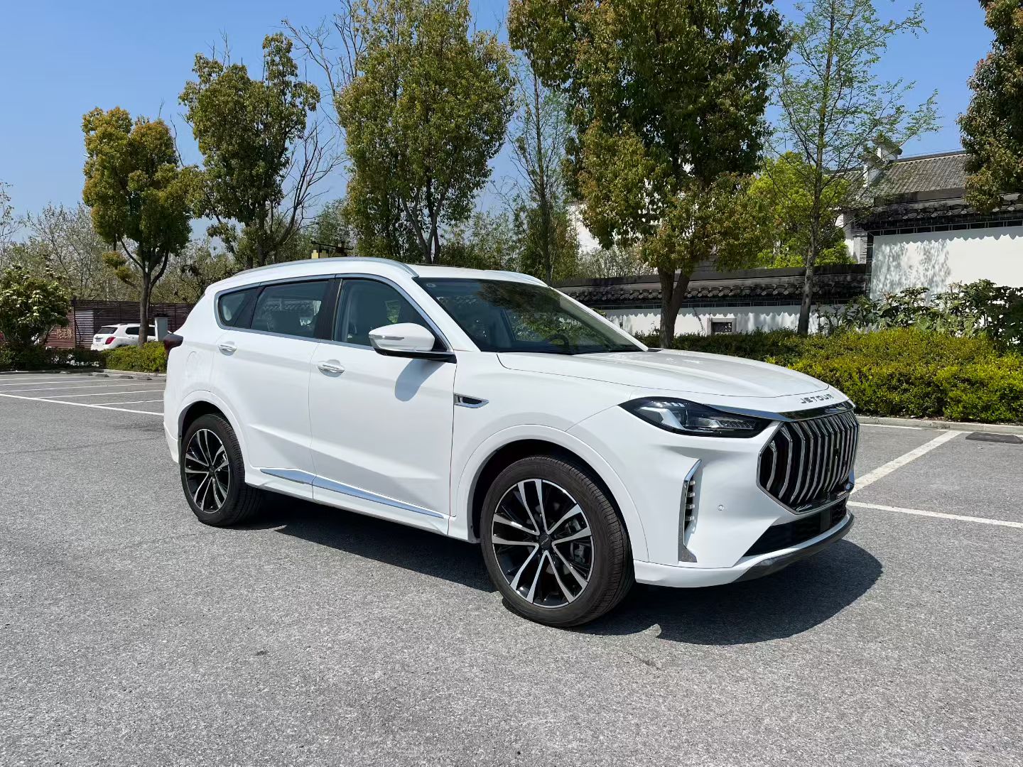 Premium used 2022 Jetour X70 Plus, White exterior / Black interior, 35,000 km