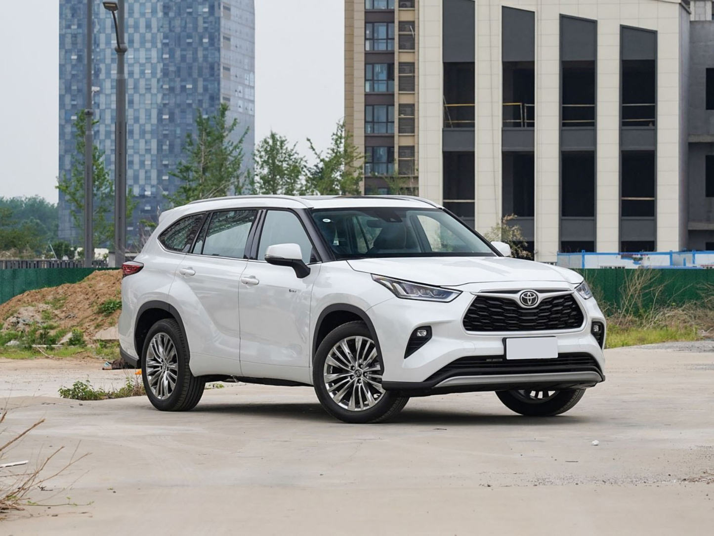 2024 Toyota Highlander New Car 2.5L Hybrid FWD AWD Used Car 2.0T Gasoline 380T AWD Midsize SUV