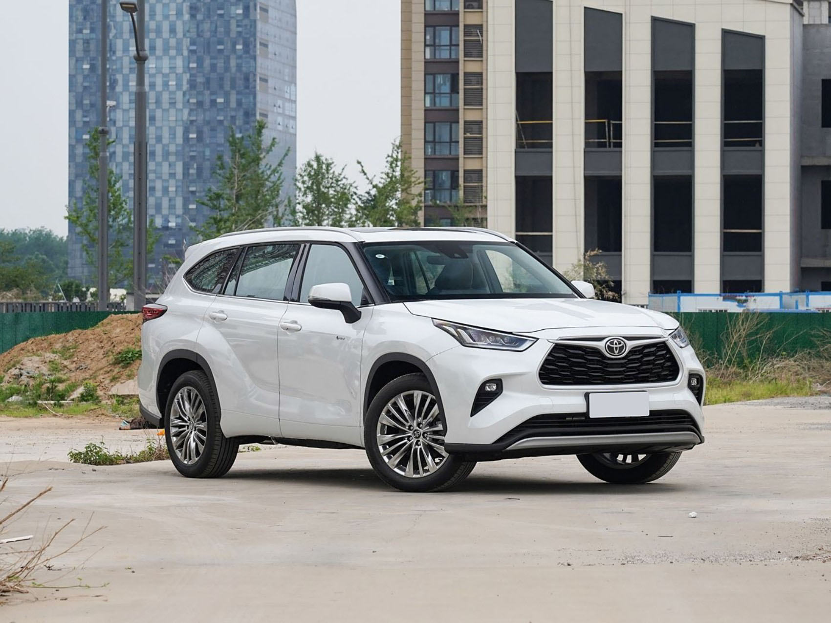 2024 Toyota Highlander New Car 2.5L Hybrid FWD AWD Used Car 2.0T Gasoline 380T AWD Midsize SUV