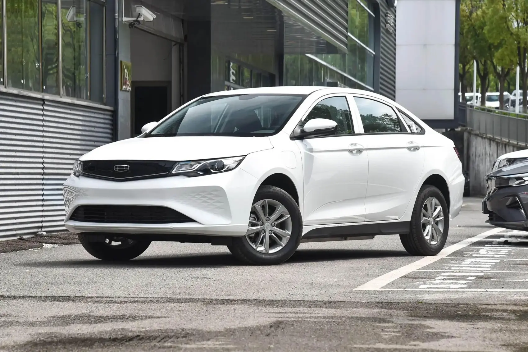 2019 2021 2022 Emgrand EV Used Cars Second Hand Electric Vehicles Affordable Preowned Autos