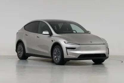 2025 Tesla Model Y Pure Electric New and Used Cars for Sale City Car EV New Energy Vehicles