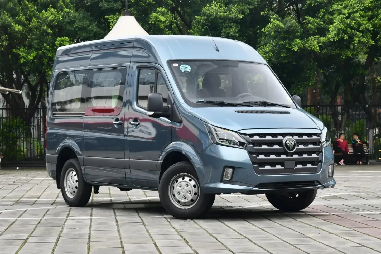 2024 Foton Toano 2.0T 2.5T 2.8T New Vehicle Van 5/6/7/9 /14/16/17/18 Seats Bus in Stock Passenger car