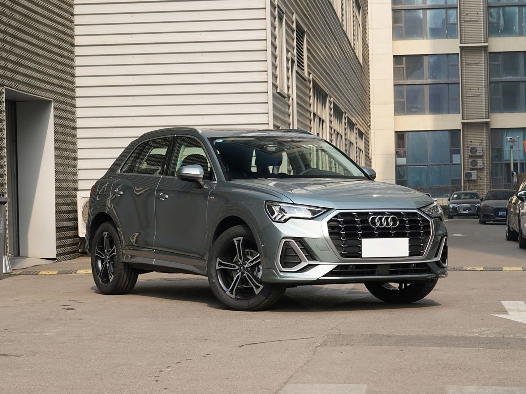 2023 Used Cars Audi Q3 SUV Vehicle FWD Leather Seats R19 Tires Gasoline Power Family Car