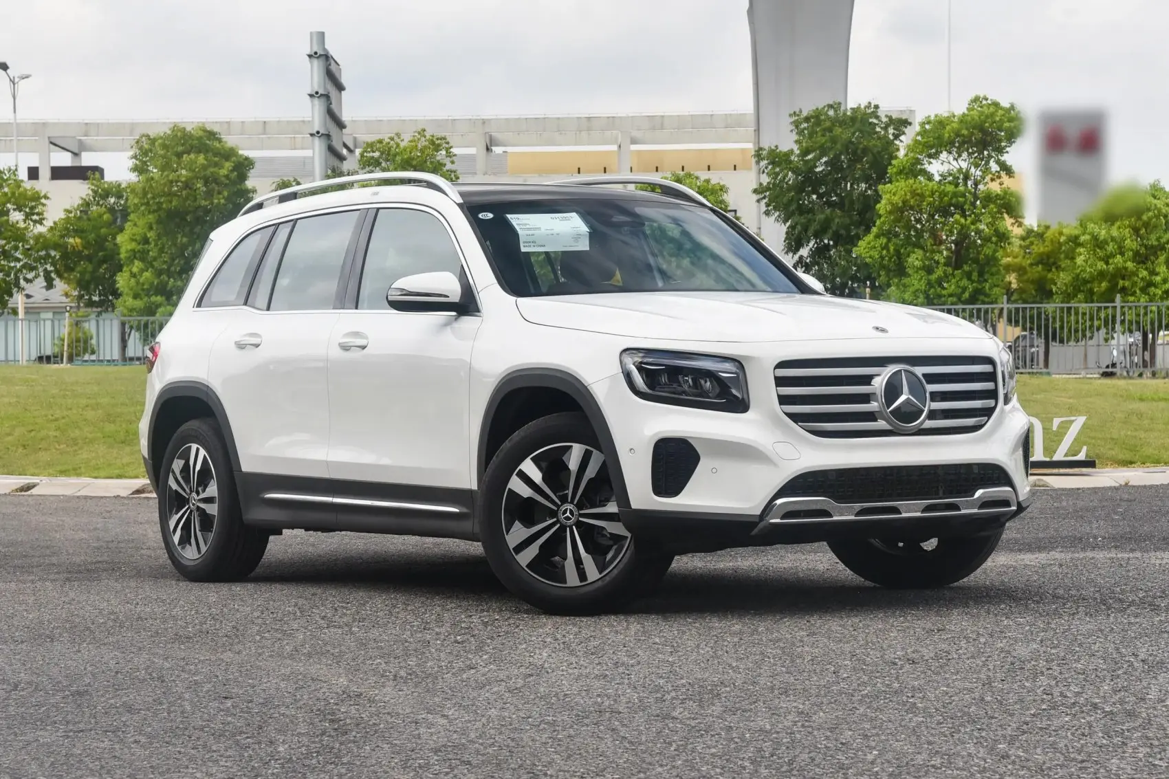 2025 2026 Mercedes-Benz GLB 200 220 New and Used Cars High-Performance SUV Automatic FWD/4WD Rear Camera Left Steering