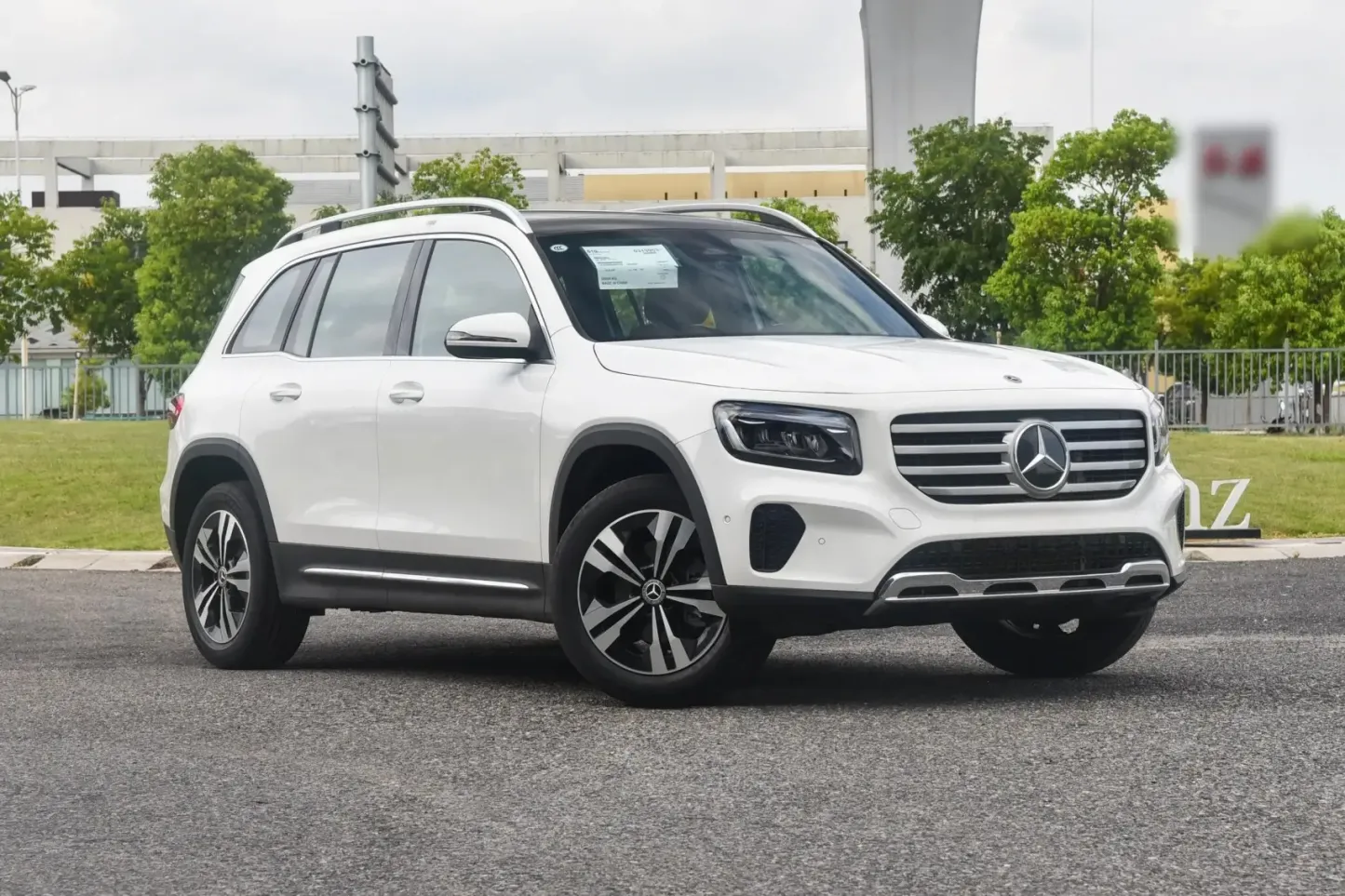 2025 2026 Mercedes-Benz GLB 200 220 New and Used Cars High-Performance SUV Automatic FWD/4WD Rear Camera Left Steering