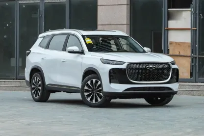 2025 Chery Tiggo 8 PLUS New Cars 290TGDI 390TGDI DCT Mid-size SUV 5-Seater Luxury Car