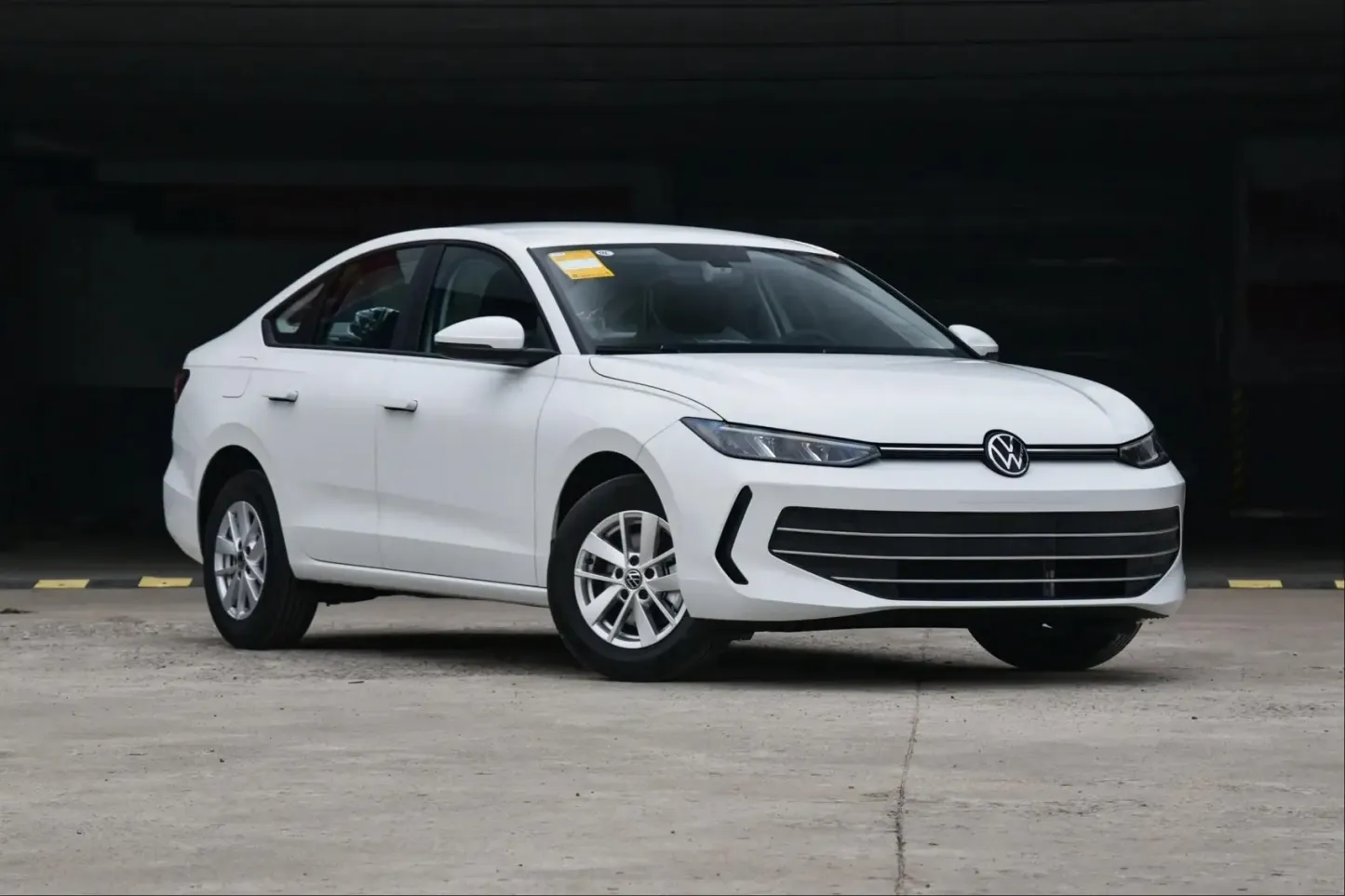 2023 2024 2025 2026 Volkswagen Lavida New and Used Cars 4-door 5-seater Sedan Gasoline Vehicle