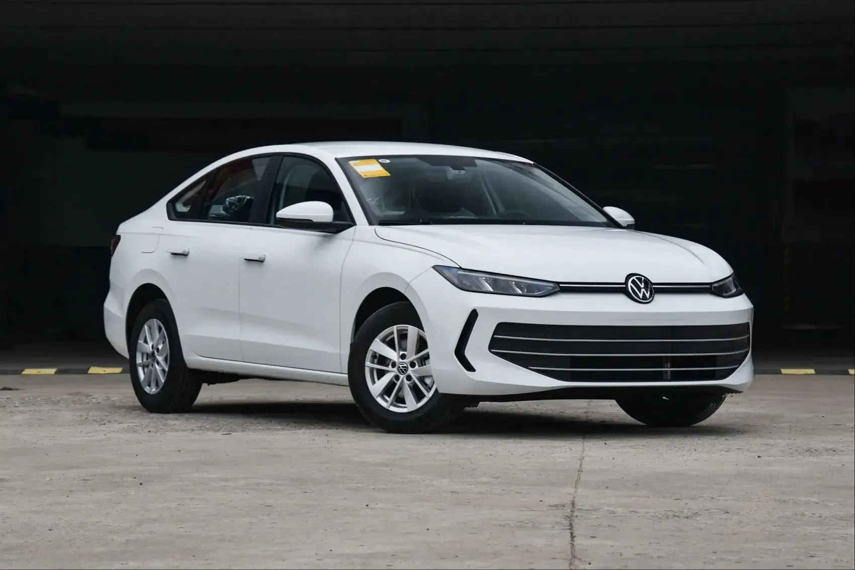 2023 2024 2025 2026 Volkswagen Lavida New and Used Cars 4-door 5-seater Sedan Gasoline Vehicle