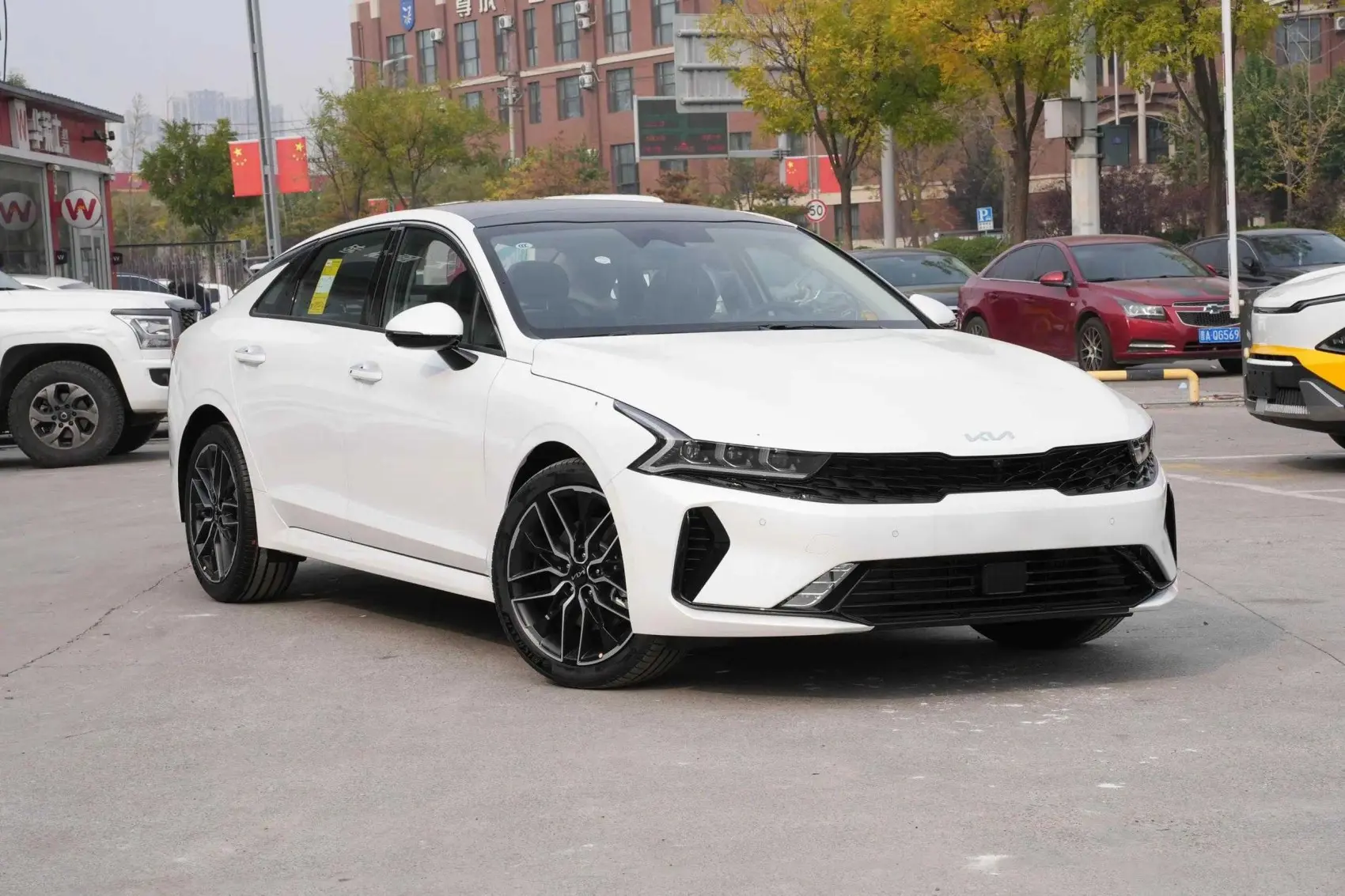 2021 2025 Kia K5 New & Used Midsize Cars 1.5/2.0T Gasoline Left Hand Car Optima Fuel Automobile